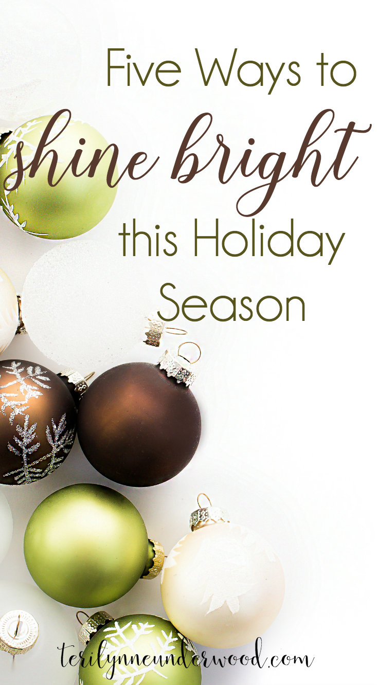 5 Ways to Shine Bright this Christmas