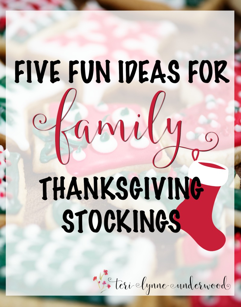 5 Fun Ideas for FAMILY Thanksgiving Stockings